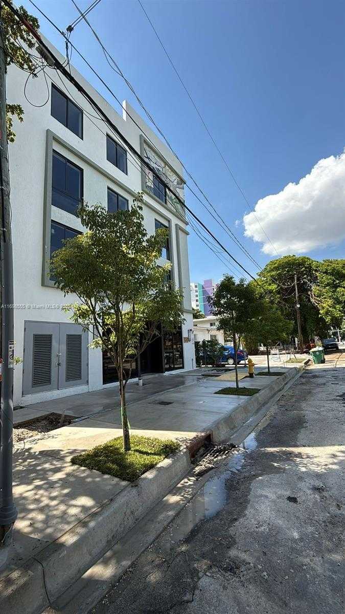 Small Image of 3422 NORTH WEST 5TH AVE, Miami Number 2