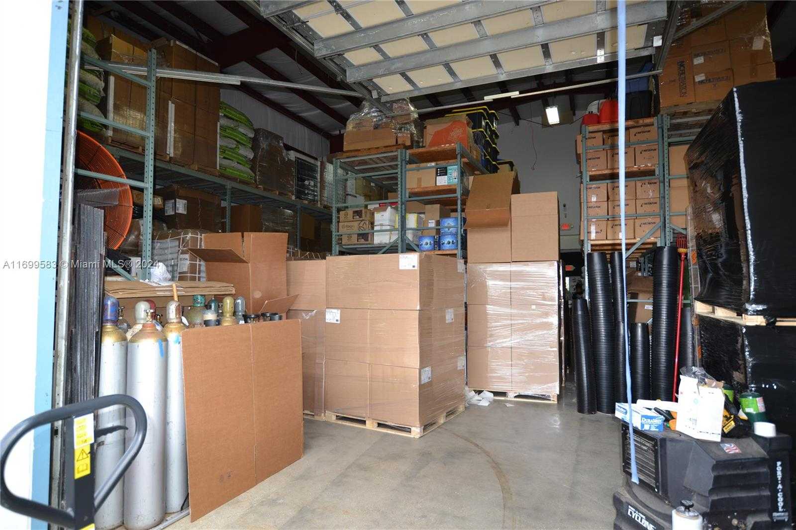 Small Image of 22700 SOUTH WEST 177TH AVE, Miami Number 17