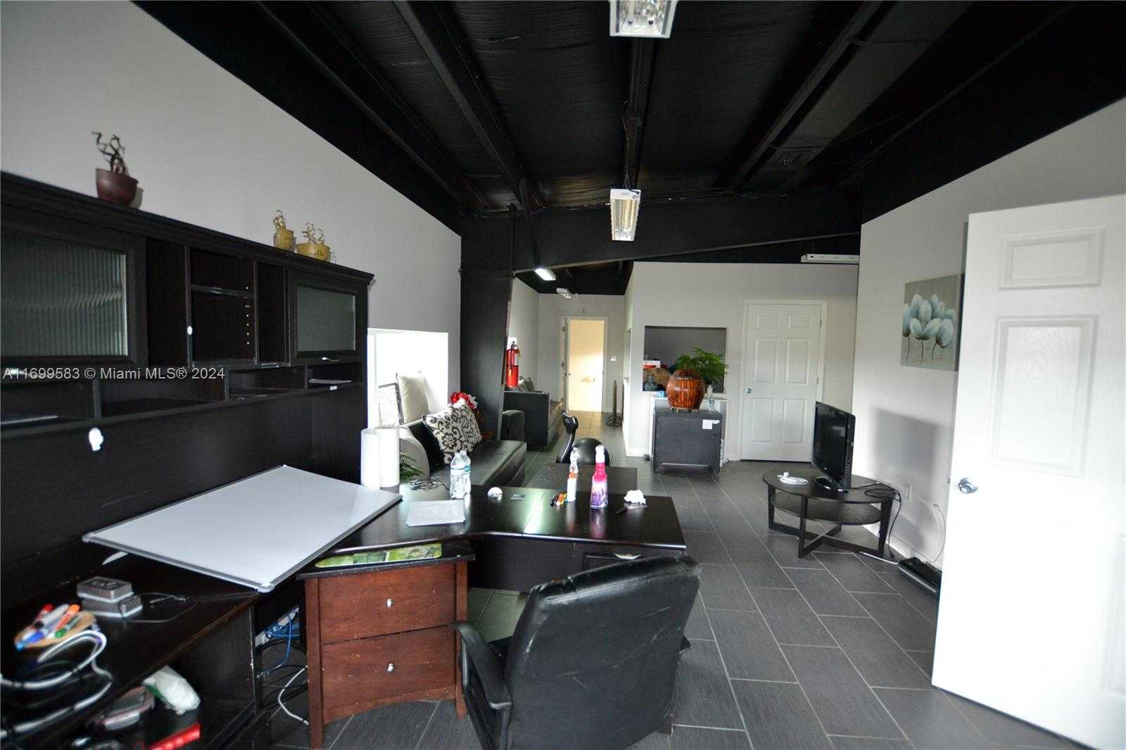 Small Image of 22700 SOUTH WEST 177TH AVE, Miami Number 31