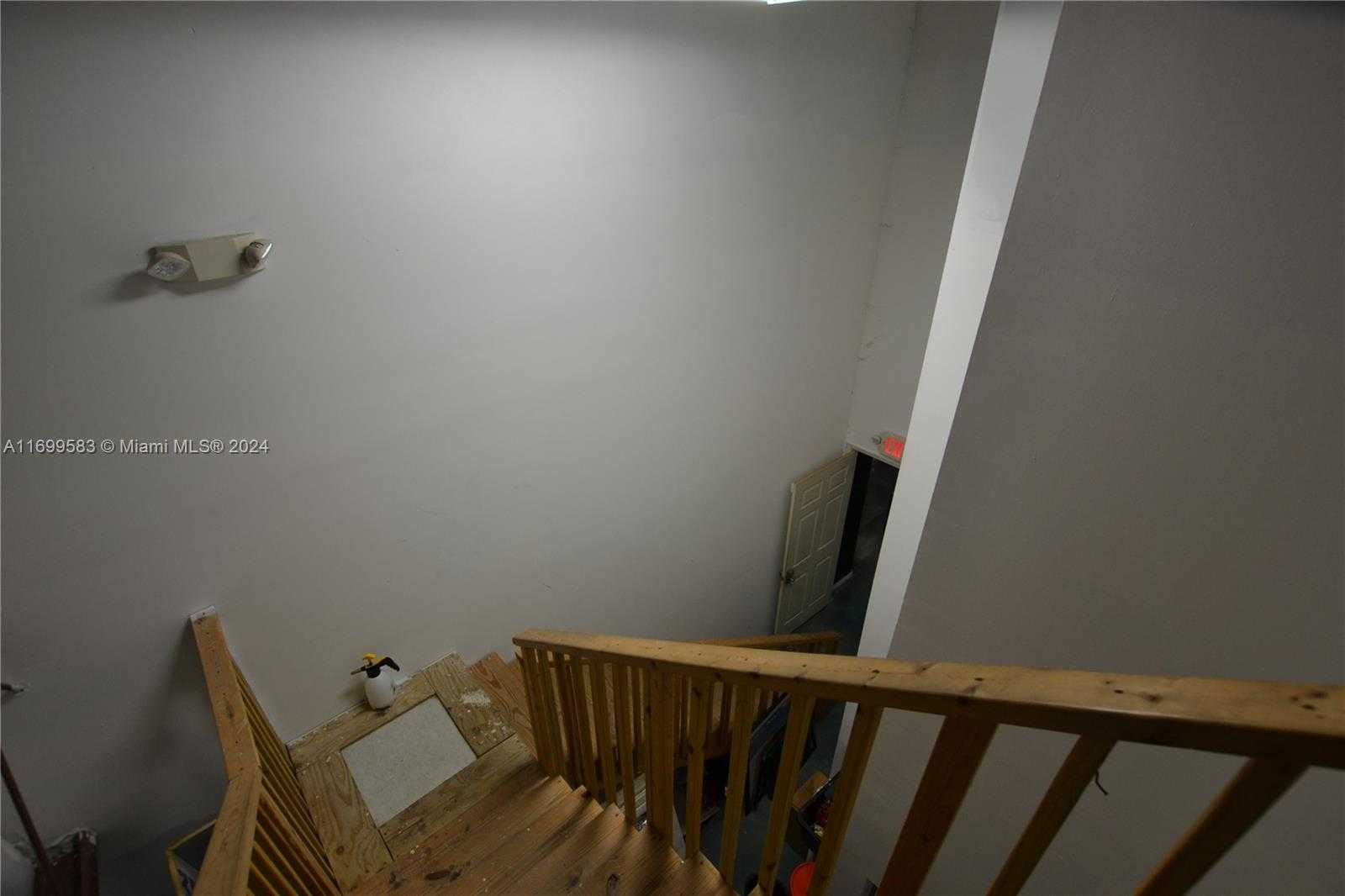 Small Image of 22700 SOUTH WEST 177TH AVE, Miami Number 37