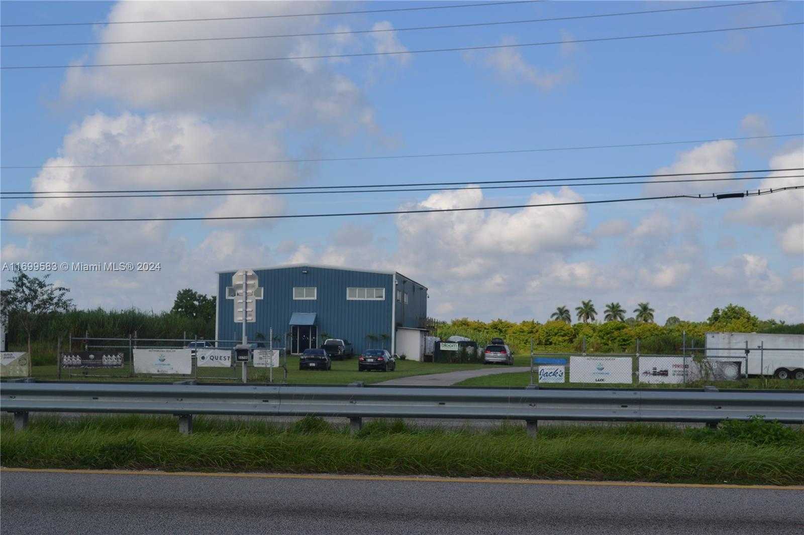 Small Image of 22700 SOUTH WEST 177TH AVE, Miami Number 41