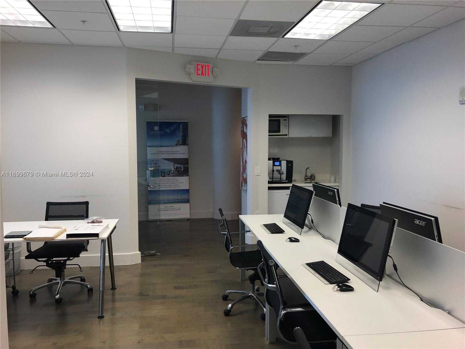 Small Image of 20900 NORTH EAST 30TH AVE #413-414, Aventura Number 11