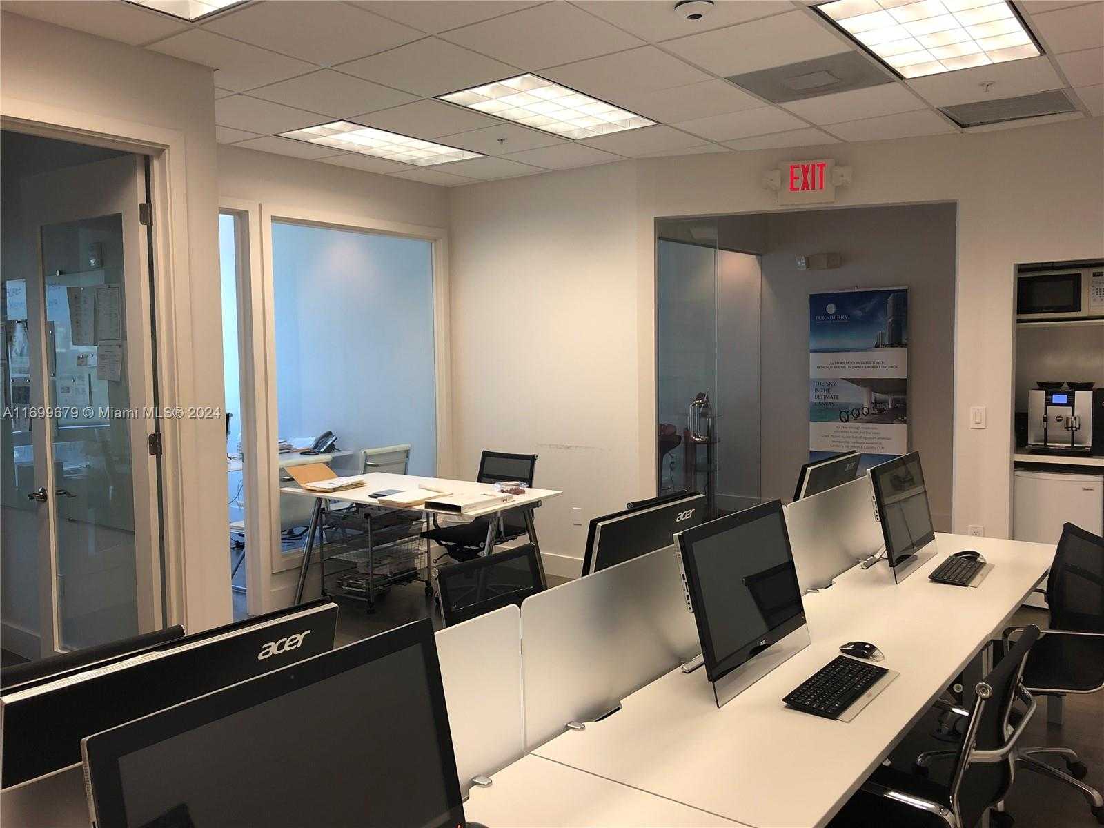 Small Image of 20900 NORTH EAST 30TH AVE #413-414, Aventura Number 13