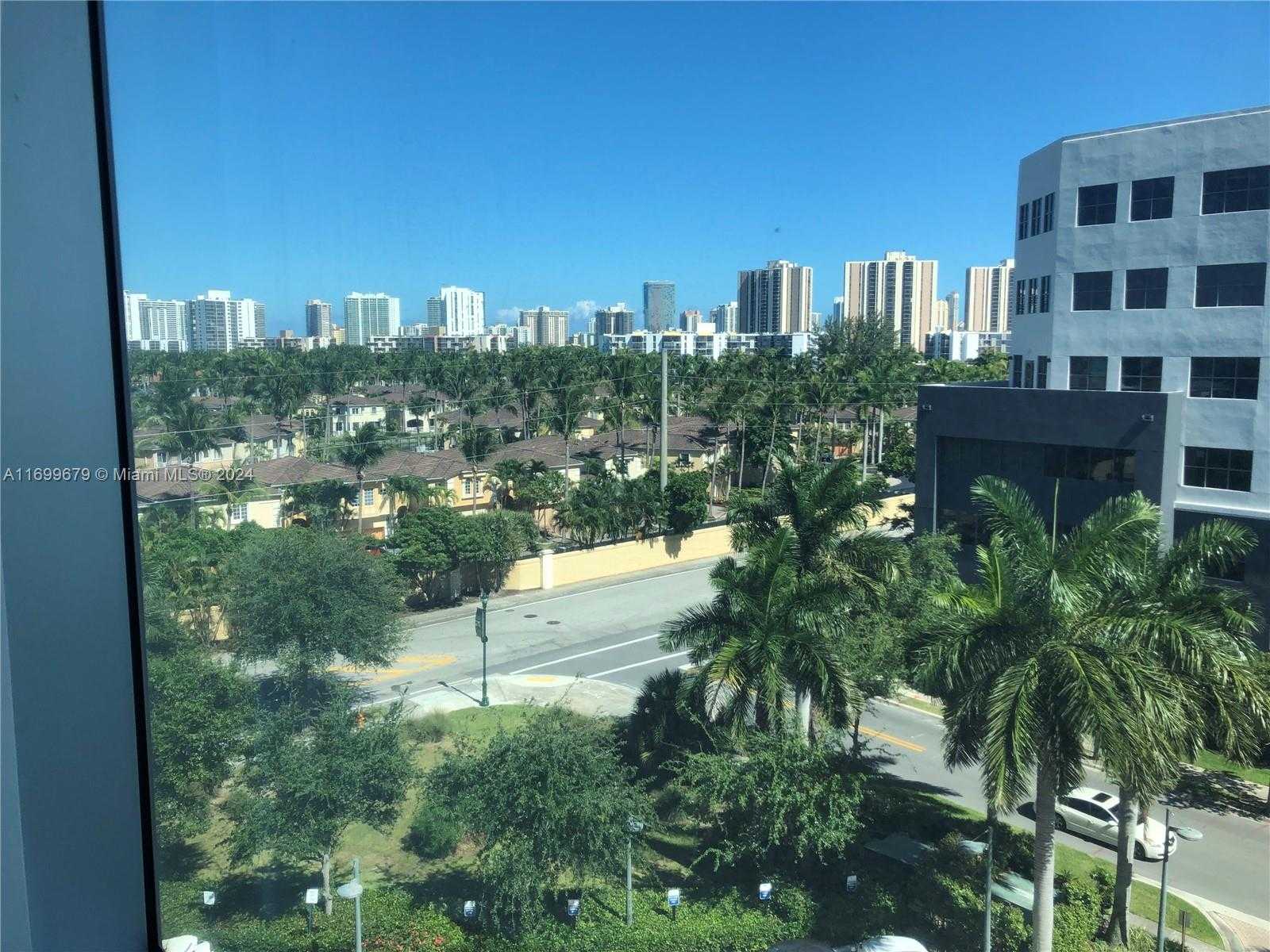 Small Image of 20900 NORTH EAST 30TH AVE #413-414, Aventura Number 3