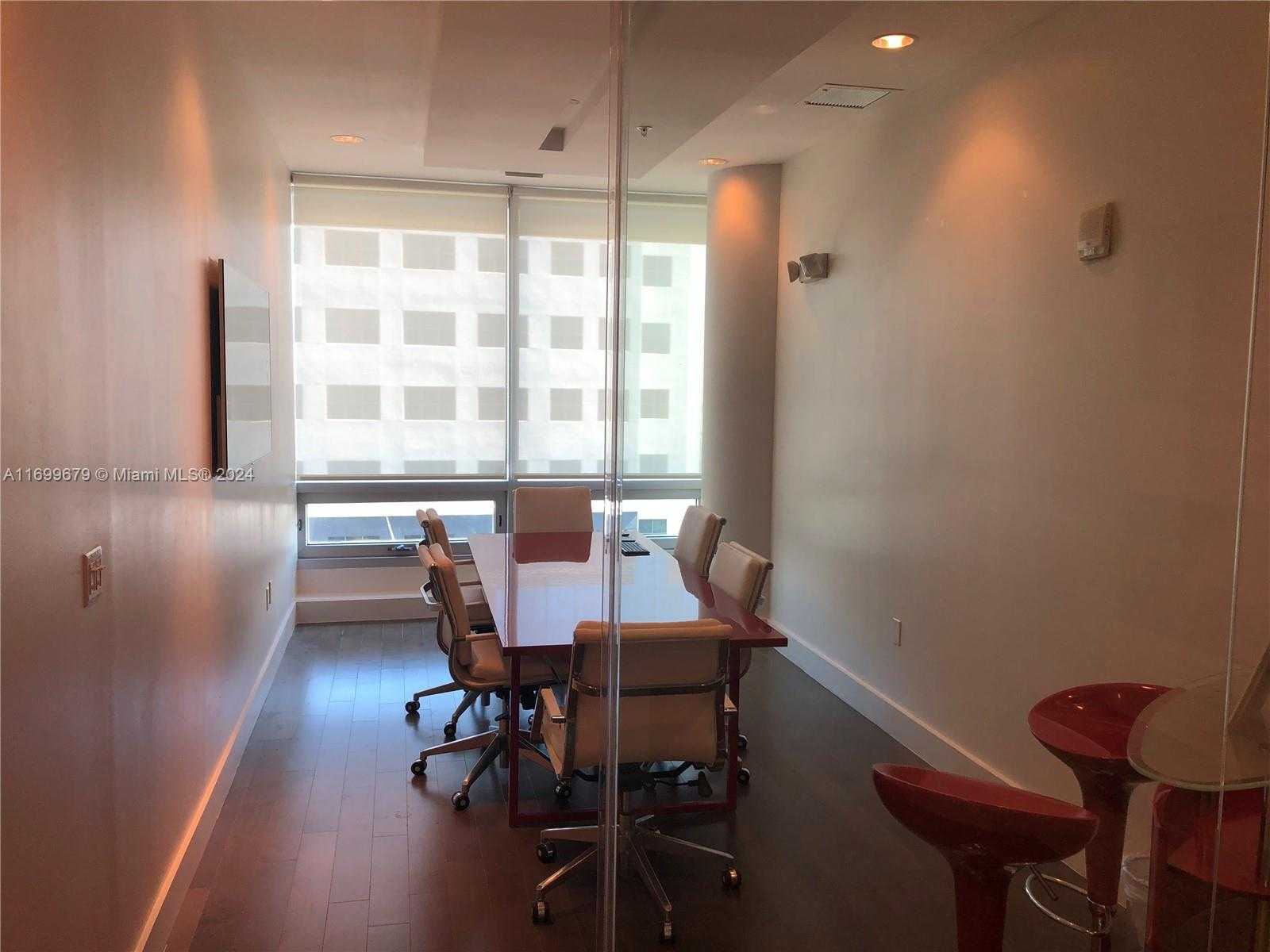 Small Image of 20900 NORTH EAST 30TH AVE #413-414, Aventura Number 4