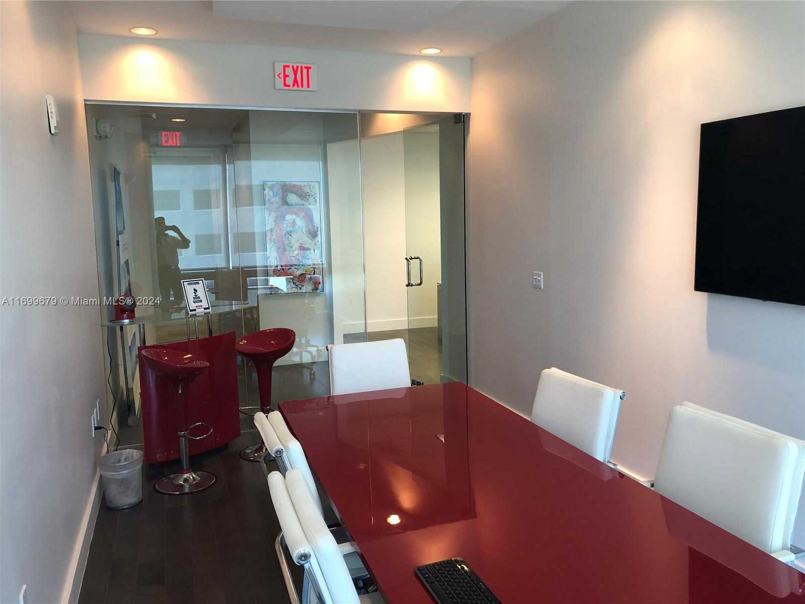 Small Image of 20900 NORTH EAST 30TH AVE #413-414, Aventura Number 8