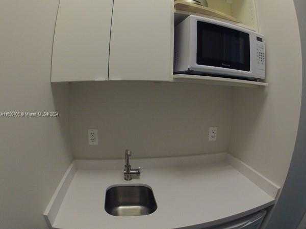 Small Image of 20900 NORTH EAST 30TH AVE #404-405, Aventura Number 12
