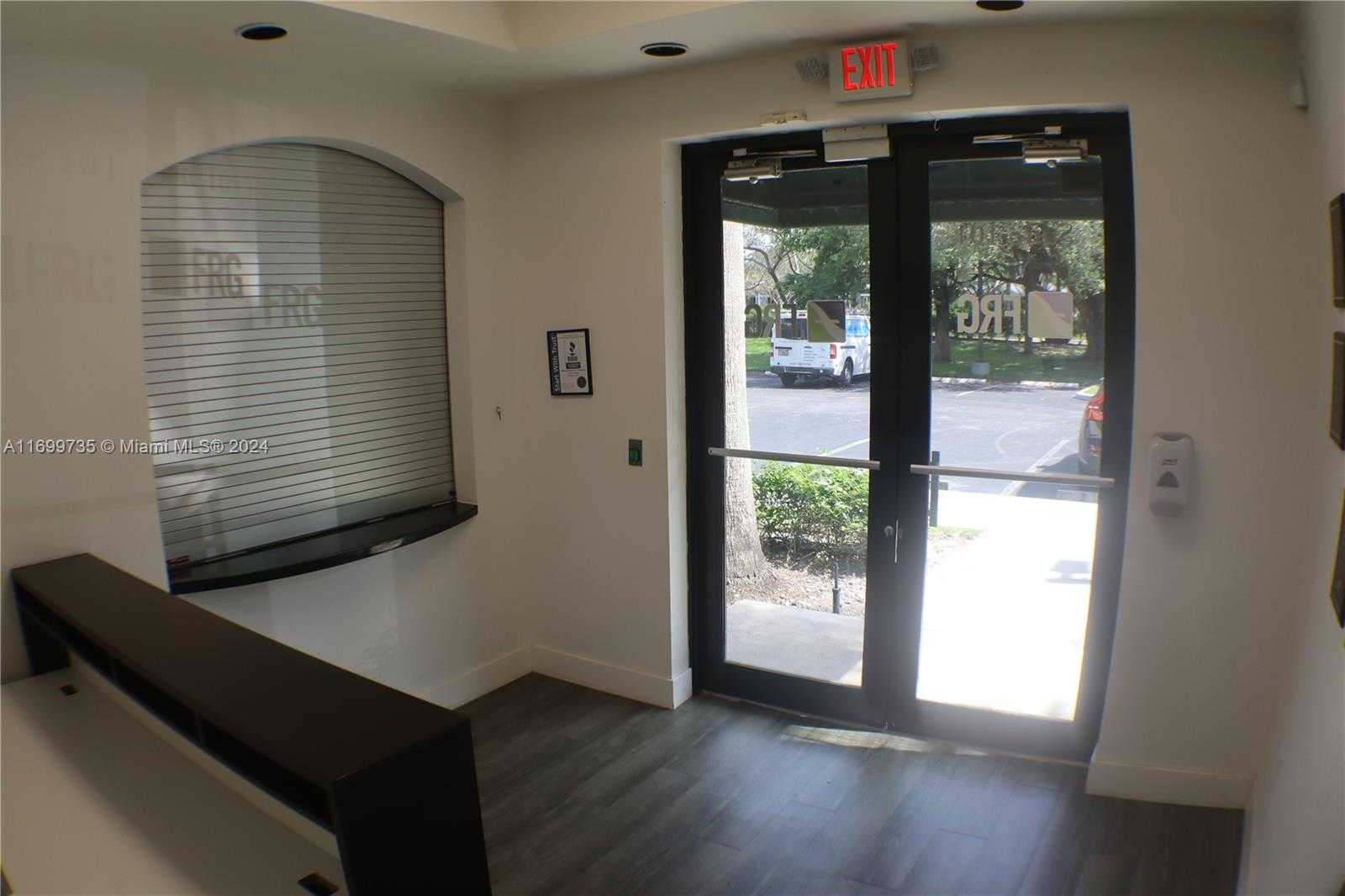 Small Image of 1351 SAWGRASS CORPORATE PKWY #Suite 101, Sunrise Number 5