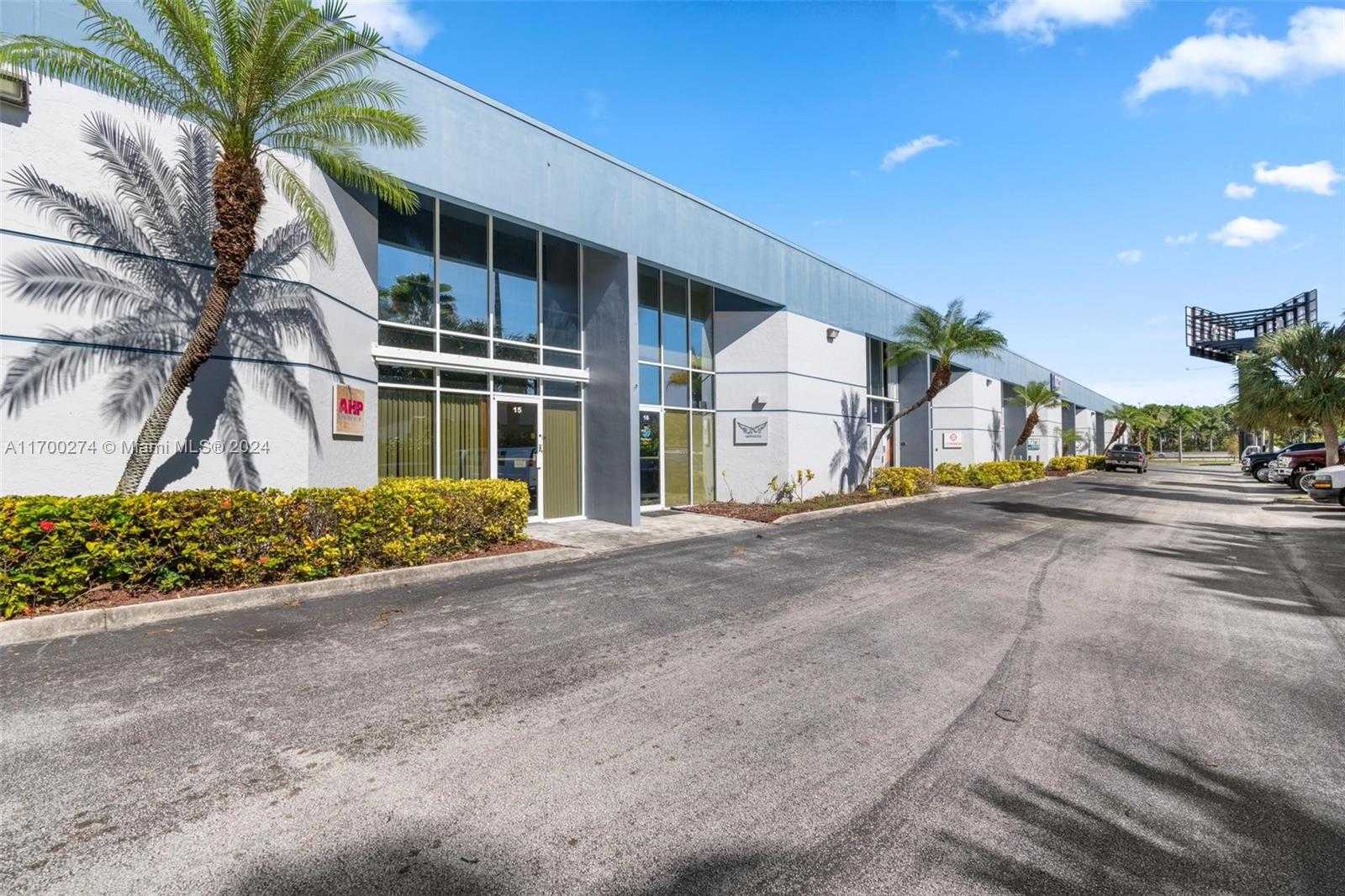 Small Image of 16155 SOUTH WEST 117TH AVE #B15, Miami Number 3