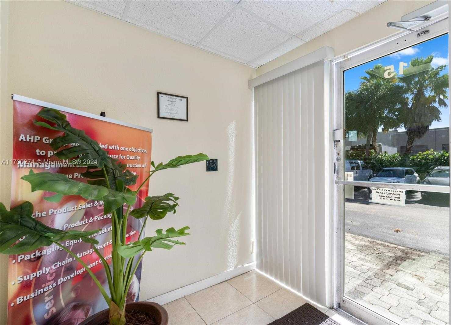 Small Image of 16155 SOUTH WEST 117TH AVE #B15, Miami Number 6