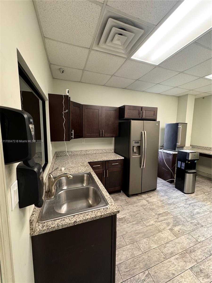 Small Image of 5909 Anno Ave, Pine Castle, FL 32809, USA Number 12