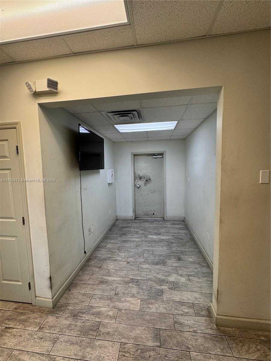 Small Image of 5909 Anno Ave, Pine Castle, FL 32809, USA Number 14