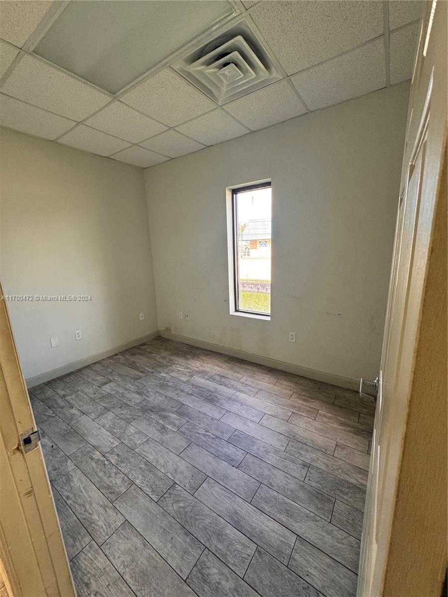Small Image of 5909 Anno Ave, Pine Castle, FL 32809, USA Number 18