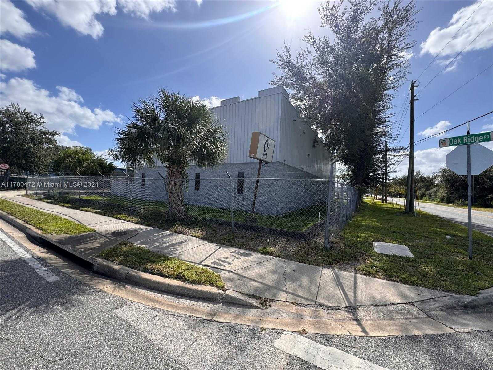 Small Image of 5909 Anno Ave, Pine Castle, FL 32809, USA Number 2