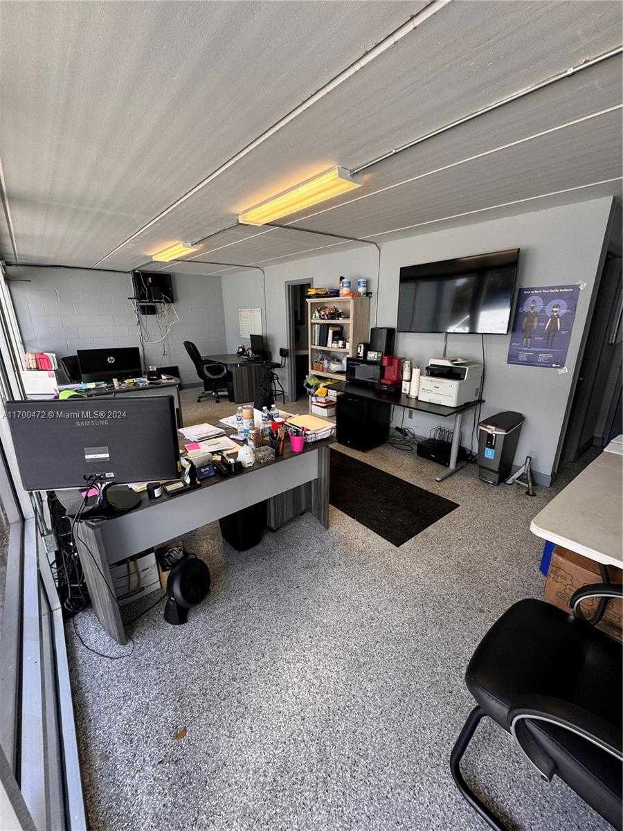 Small Image of 5909 Anno Ave, Pine Castle, FL 32809, USA Number 27