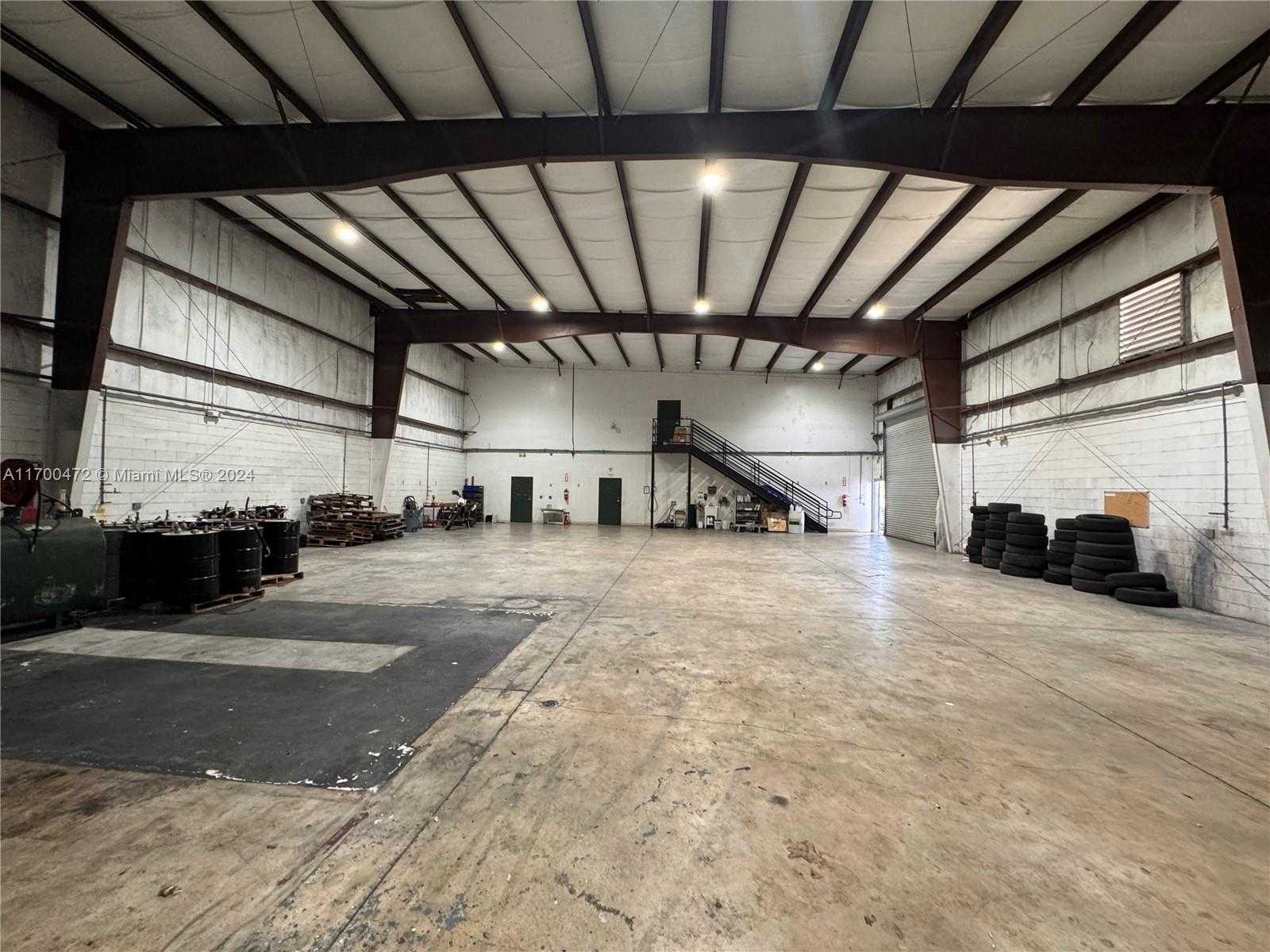 Small Image of 5909 Anno Ave, Pine Castle, FL 32809, USA Number 8