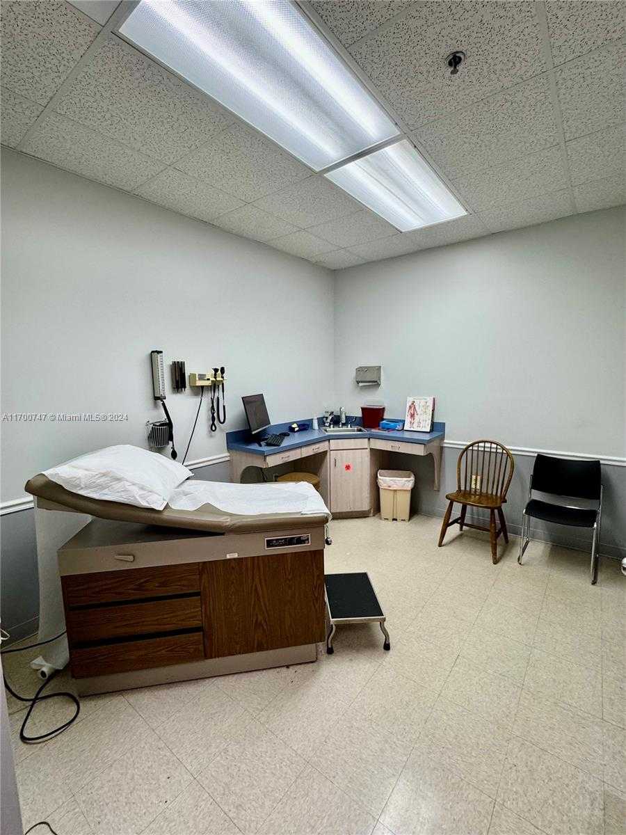 Small Image of 2401 FRIST BLVD #12, Fort Pierce Number 3