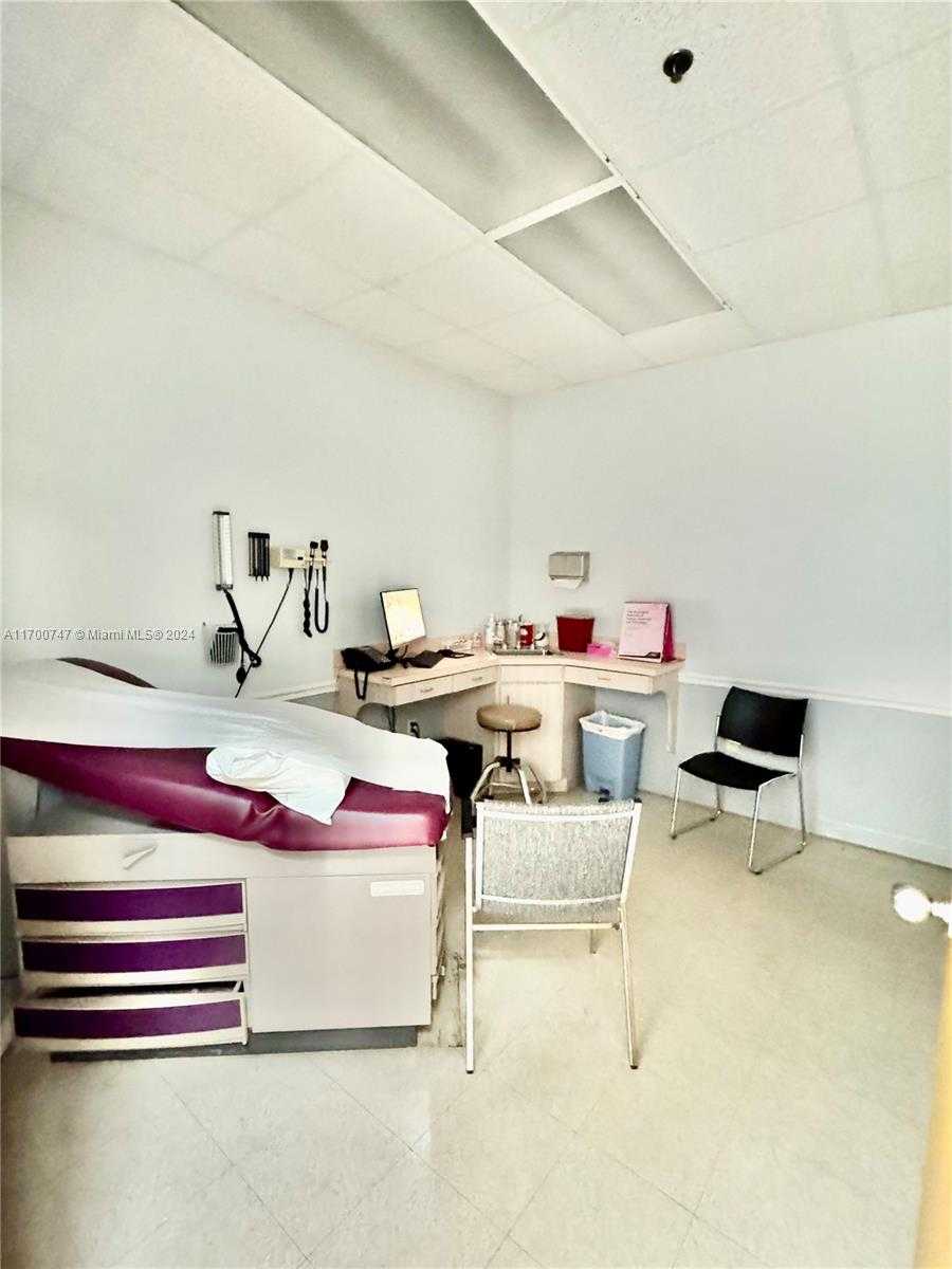 Small Image of 2401 FRIST BLVD #12, Fort Pierce Number 4