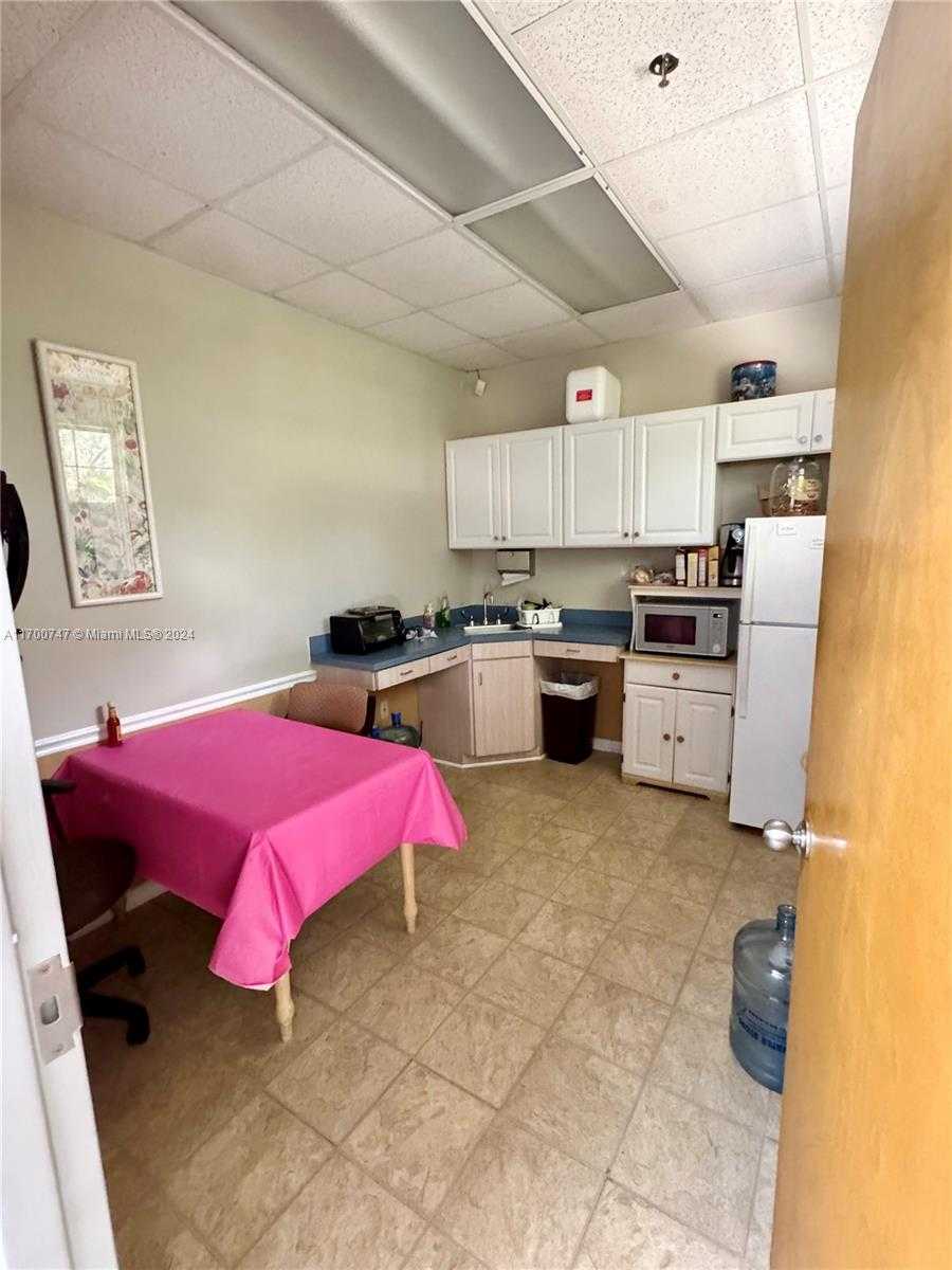 Small Image of 2401 FRIST BLVD #12, Fort Pierce Number 5
