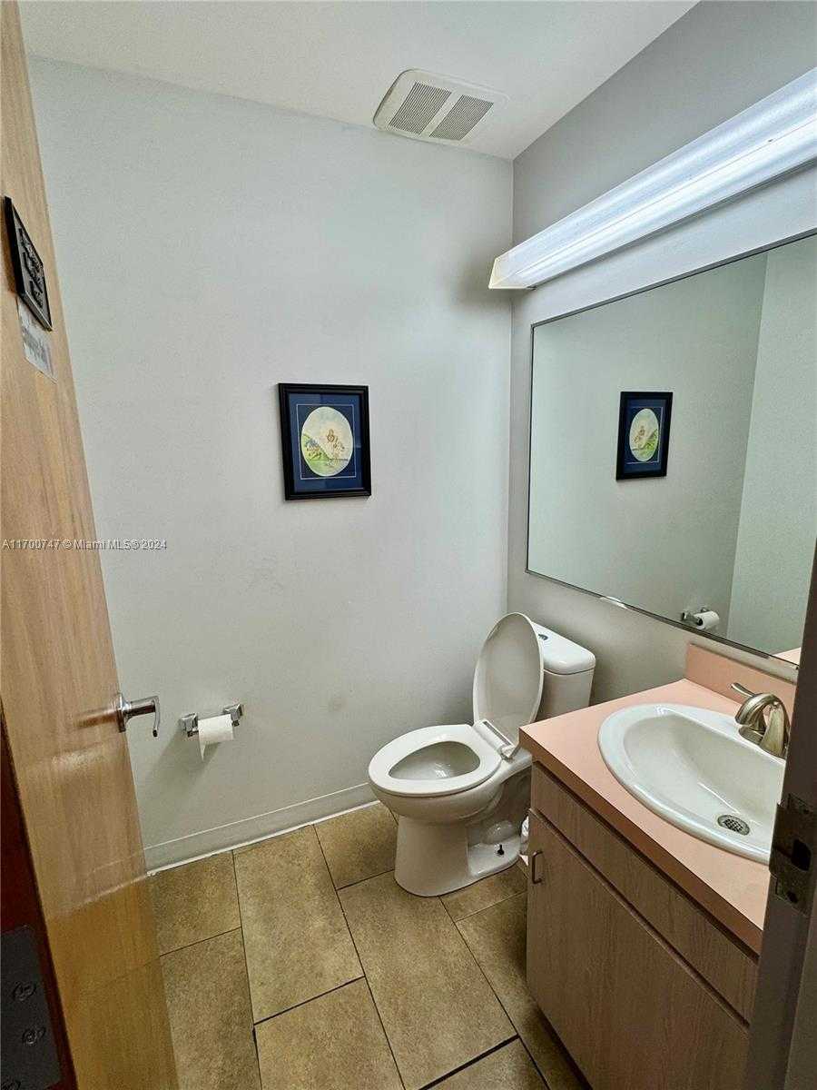 Small Image of 2401 FRIST BLVD #12, Fort Pierce Number 8