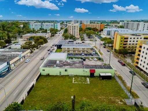 Small Image of 5711 NORTH WEST 7TH AVE, Miami Number 10