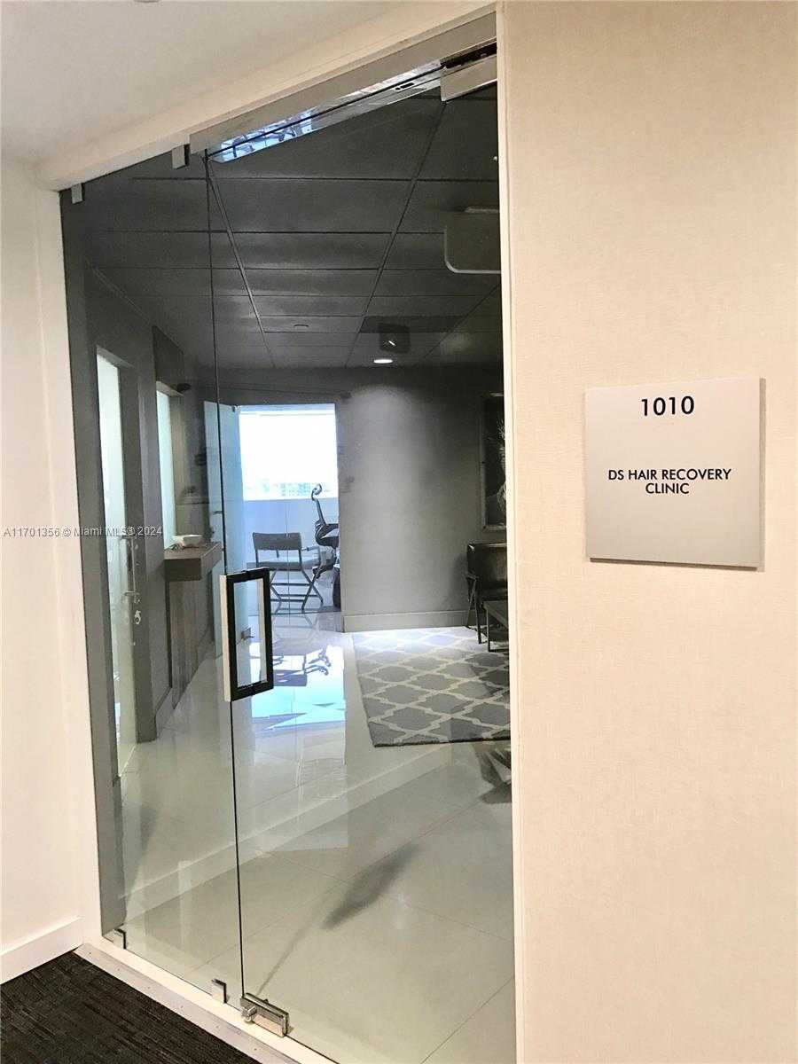 Small Image of 2100 PONCE DE LEON BLVD #1010, Coral Gables Number 2