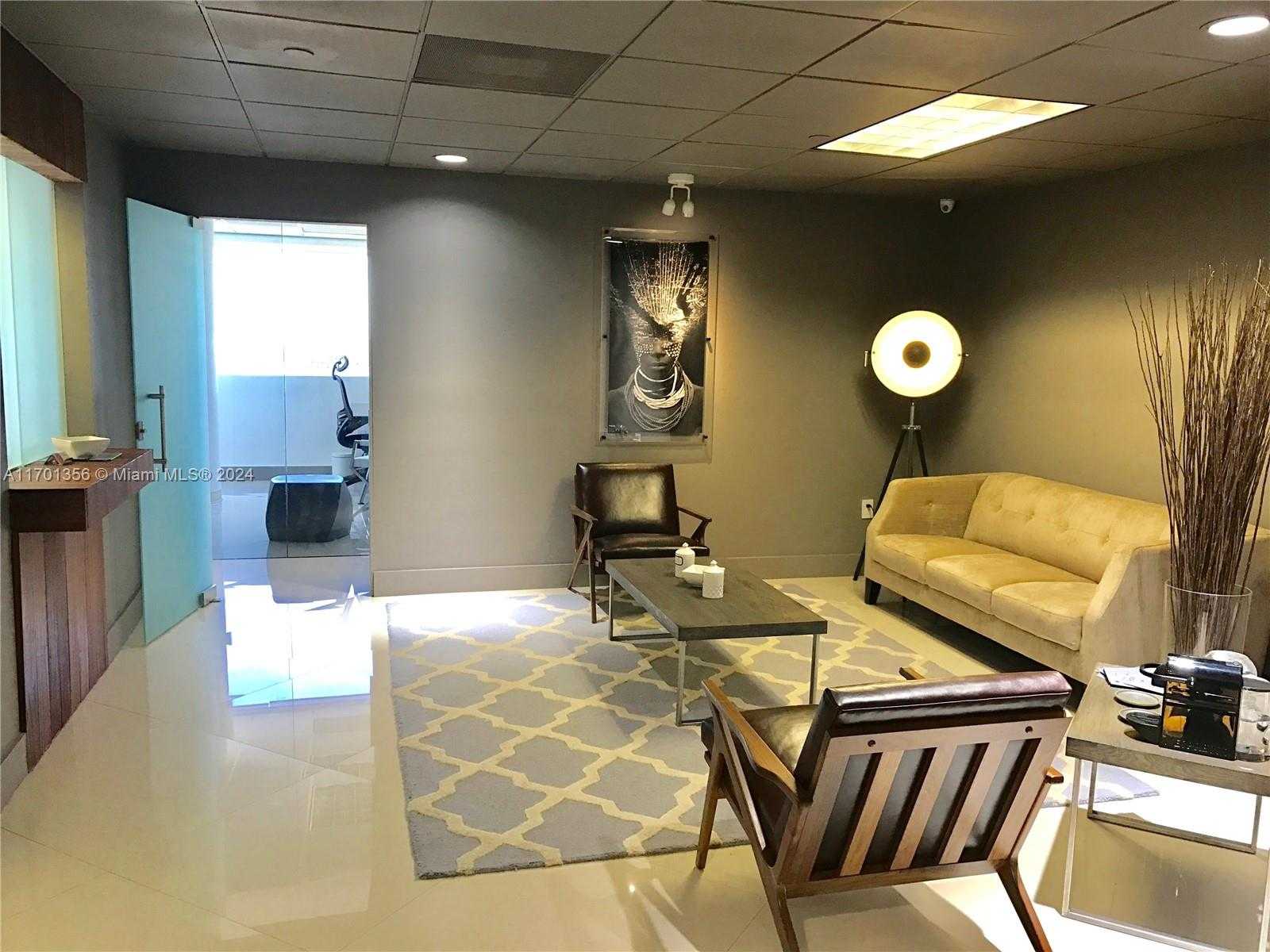 Small Image of 2100 PONCE DE LEON BLVD #1010, Coral Gables Number 3