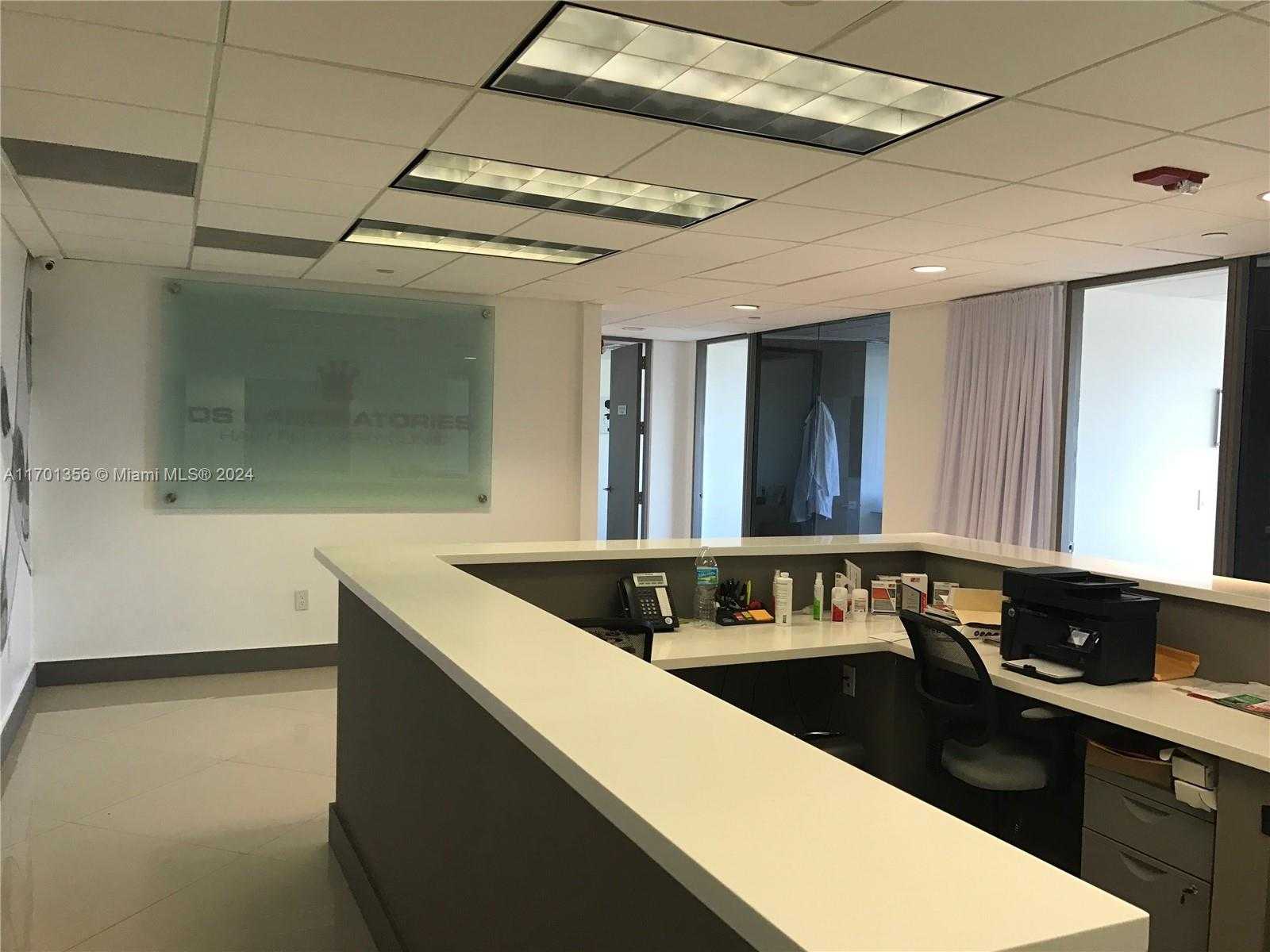 Small Image of 2100 PONCE DE LEON BLVD #1010, Coral Gables Number 4