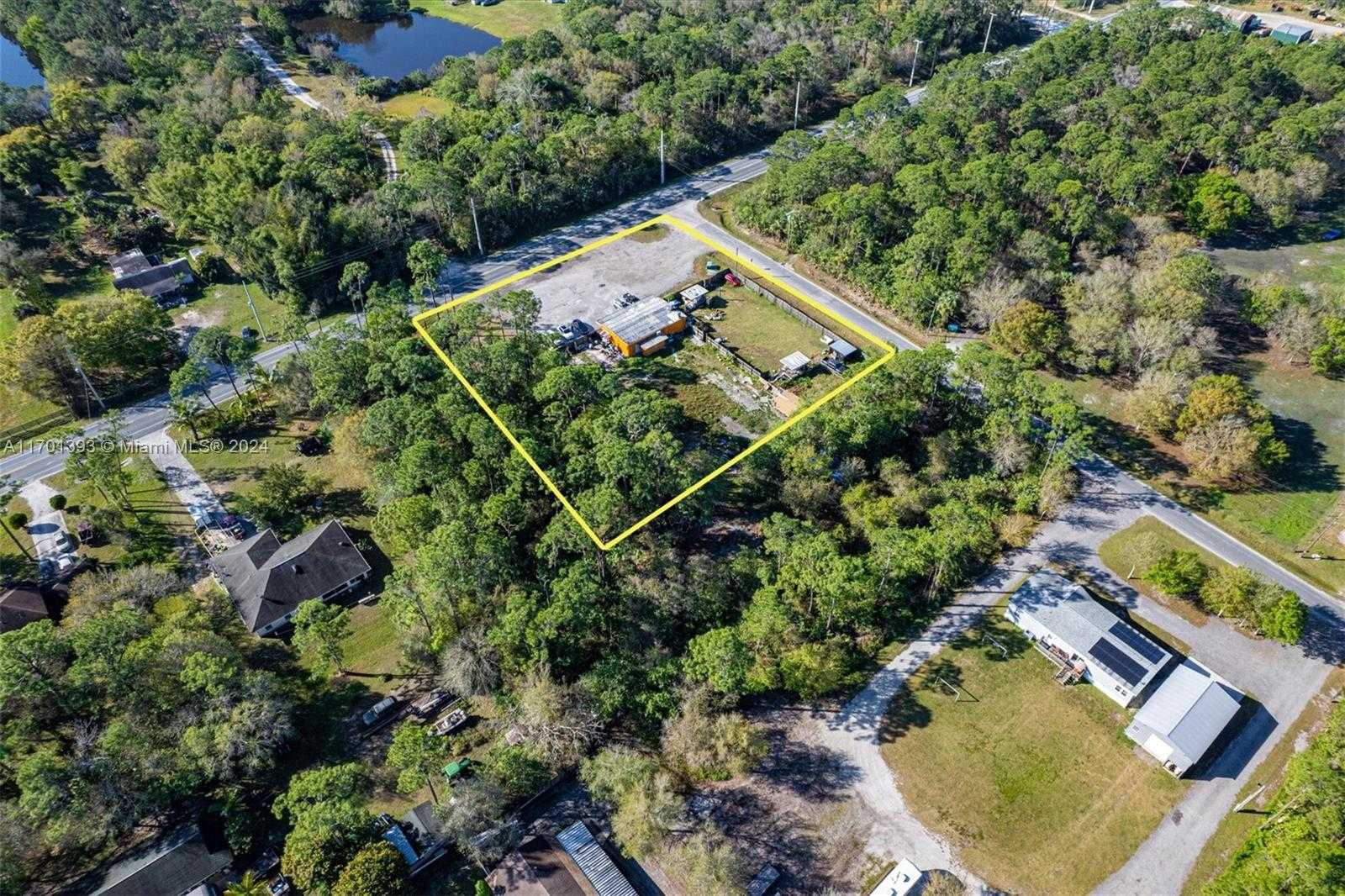Small Image of 13490 Orange Ave, Fort Pierce, FL 34945, USA Number 31