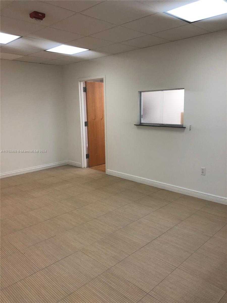 Small Image of 410 WEST 41ST ST #508, Miami Beach Number 6