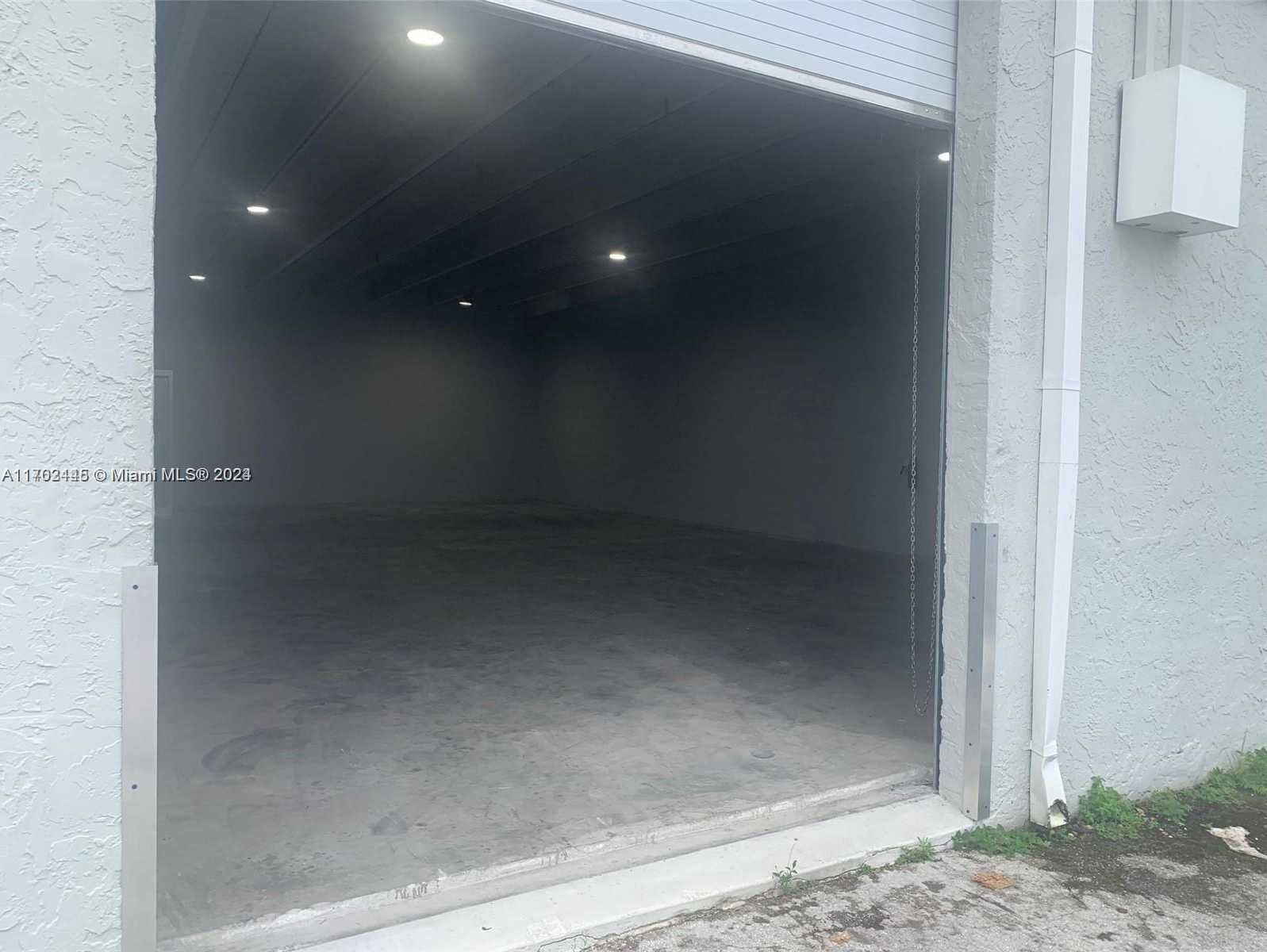 Small Image of 25331 SOUTH WEST 142ND AVE, Homestead Number 4
