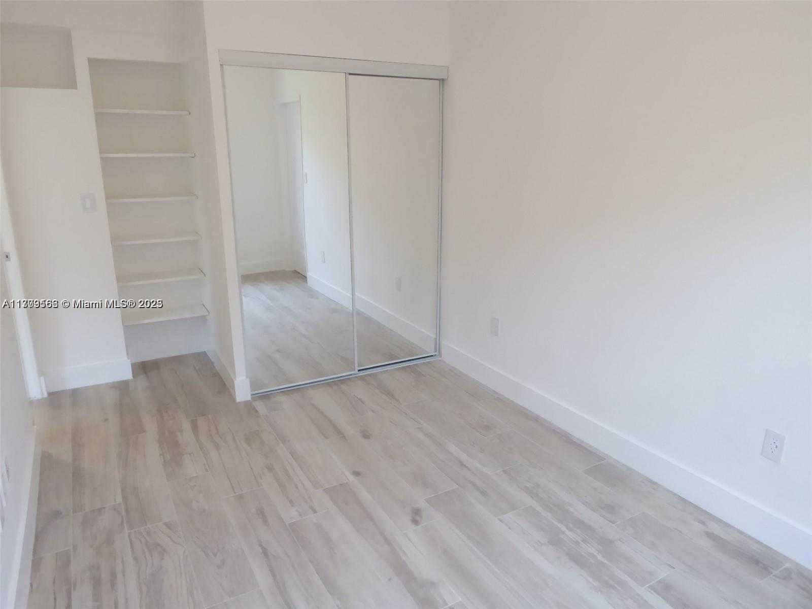 Small Image of 1000 7TH ST, Miami Beach Number 21