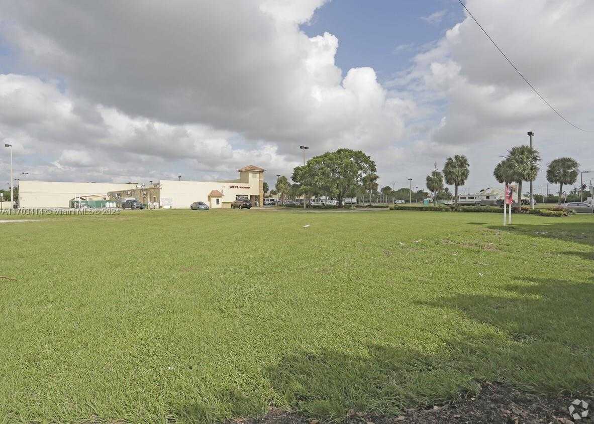 Small Image of 30318 OLD DIXIE HWY #OutParcel A, Homestead Number 7