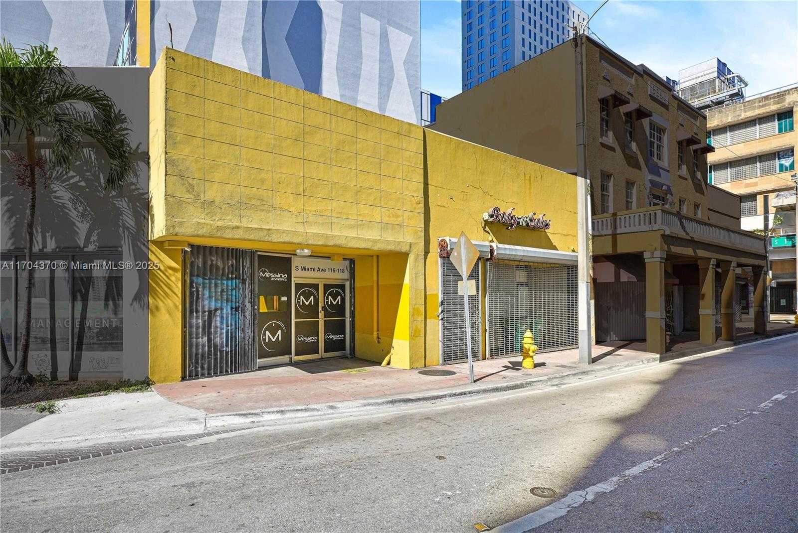 Small Image of 116 SOUTH MIAMI AVE, Miami Number 14