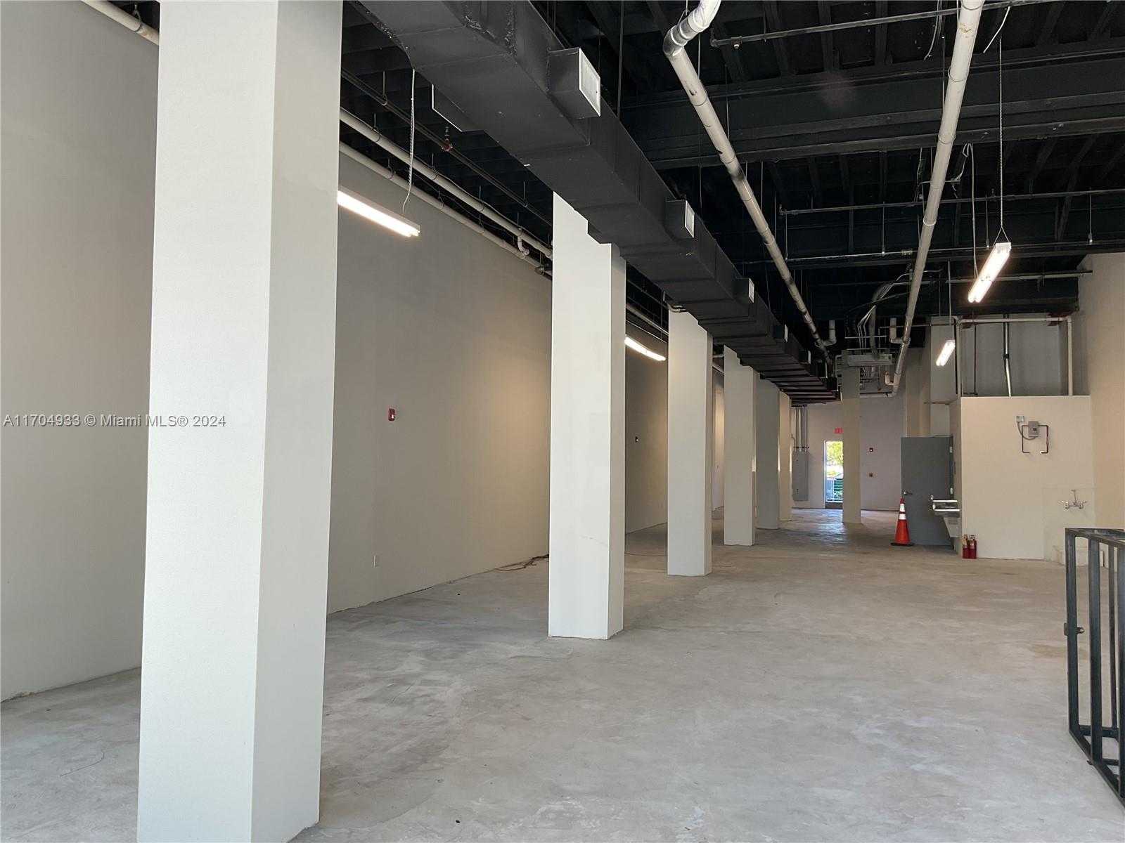 Small Image of 1231 SOUTH WEST 8TH ST, Miami Number 3