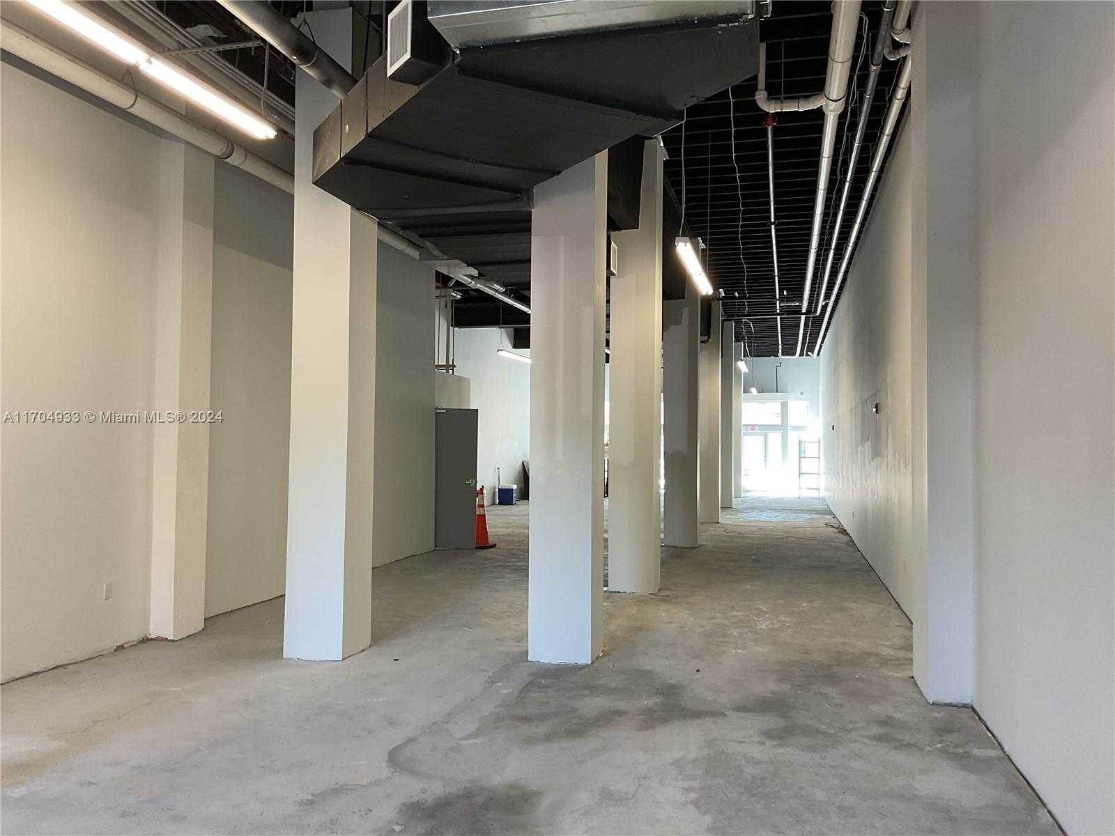 Small Image of 1231 SOUTH WEST 8TH ST, Miami Number 5