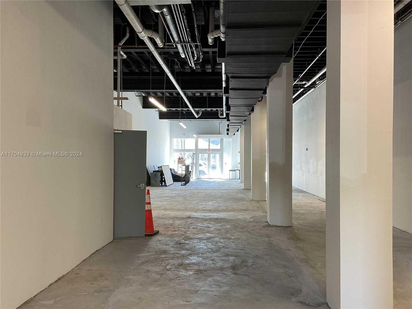 Small Image of 1231 SOUTH WEST 8TH ST, Miami Number 7
