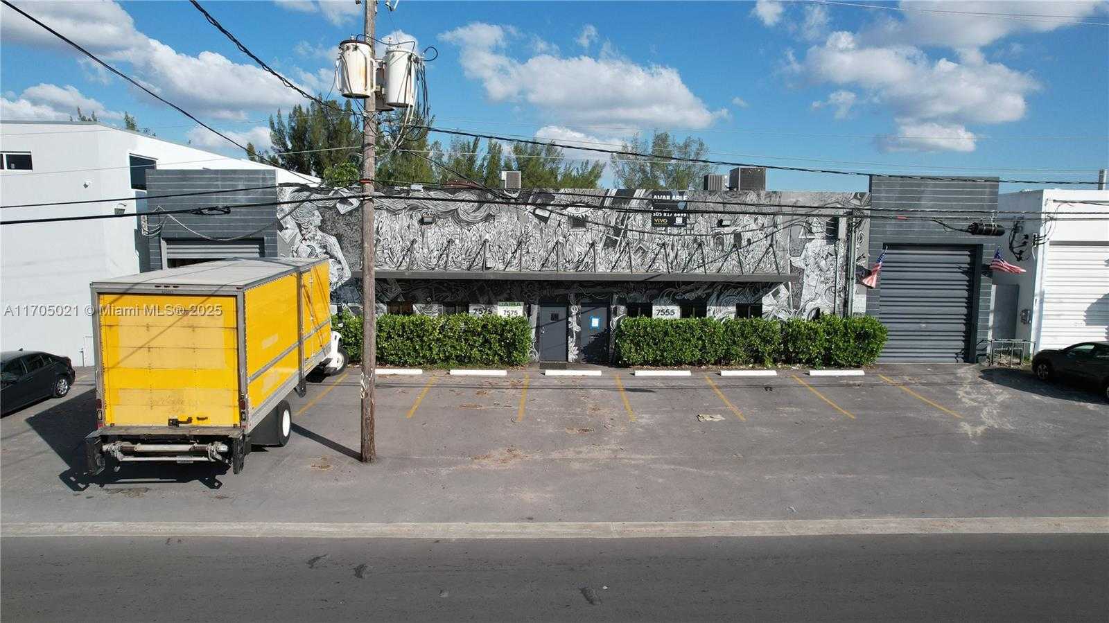 Small Image of 7555 WEST 2ND CT, Hialeah Number 12