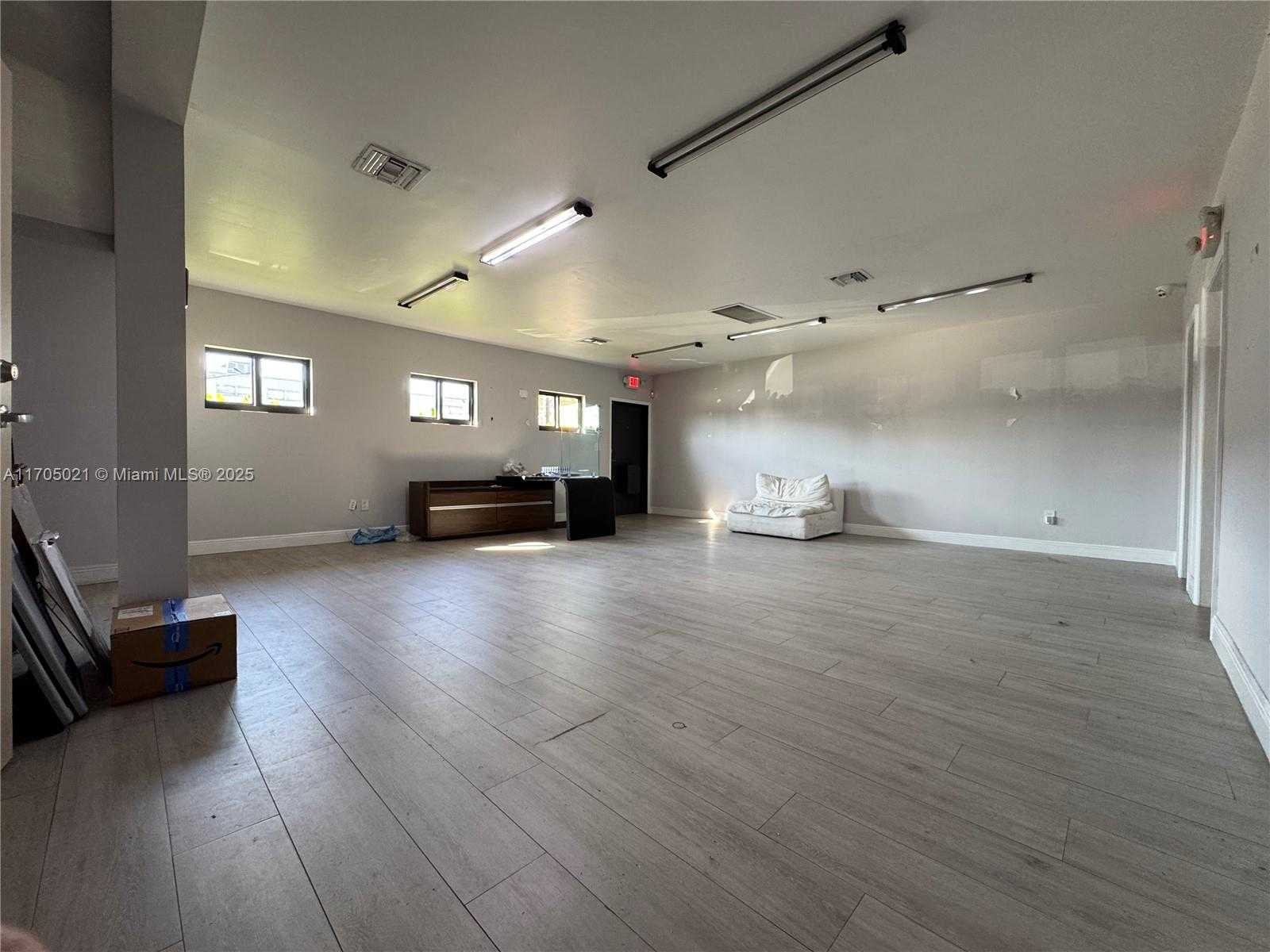 Small Image of 7555 WEST 2ND CT, Hialeah Number 14