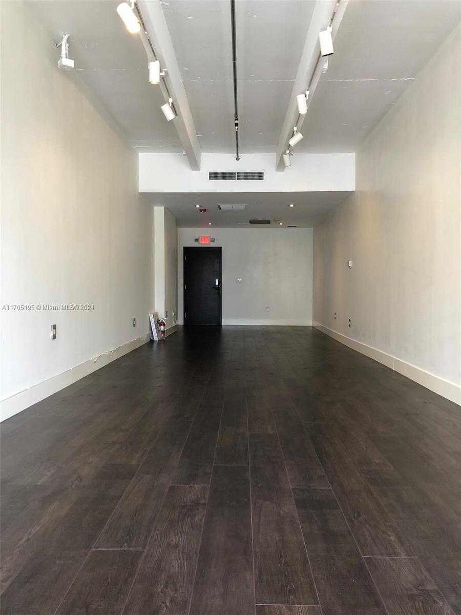 Small Image of 1680 MICHIGAN AVE #1022A, Miami Beach Number 5