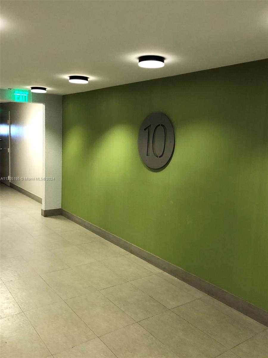Small Image of 1680 MICHIGAN AVE #1022A, Miami Beach Number 7