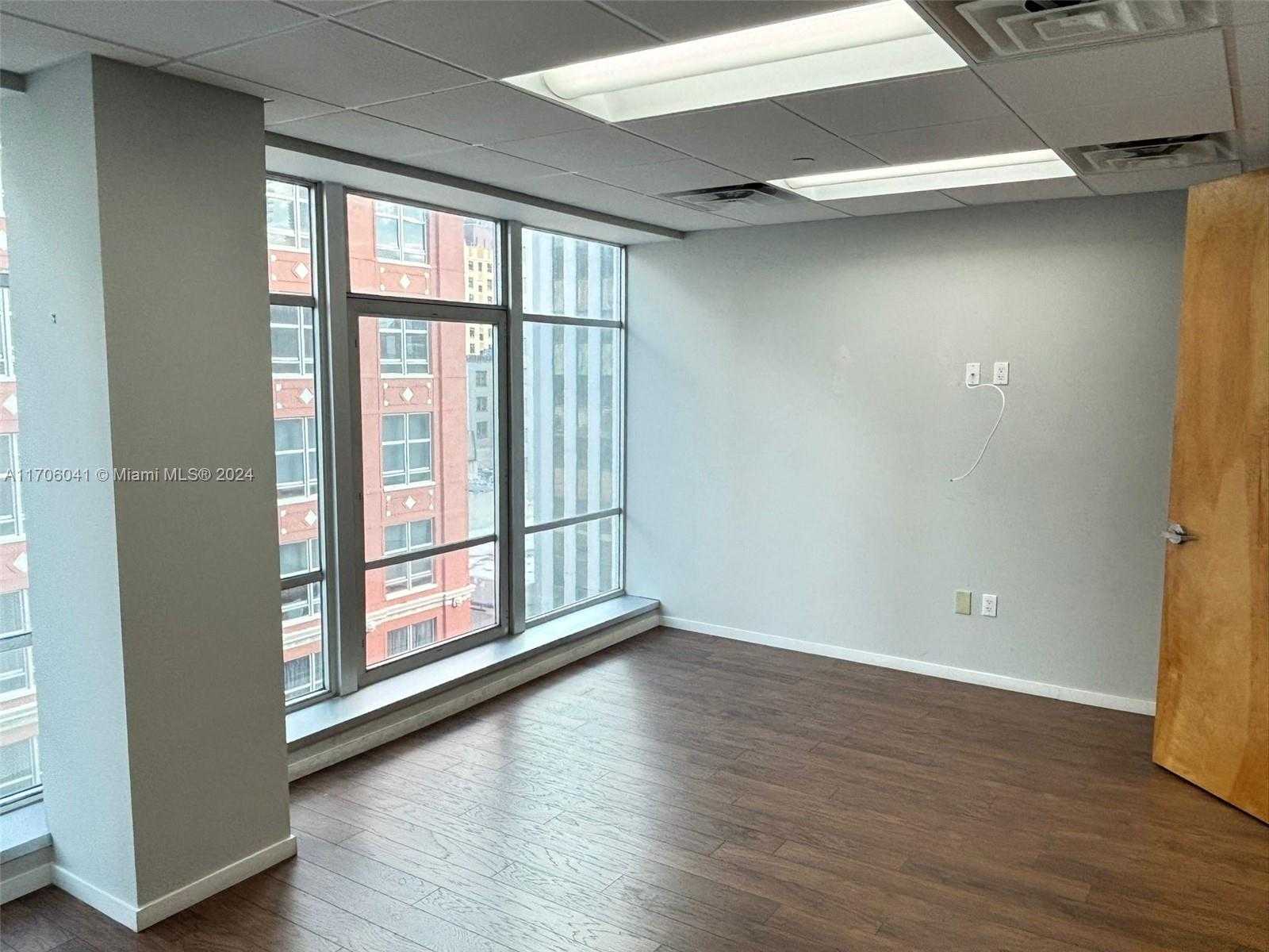 Small Image of 14 NORTH EAST 1ST AVE #700D, Miami Number 5