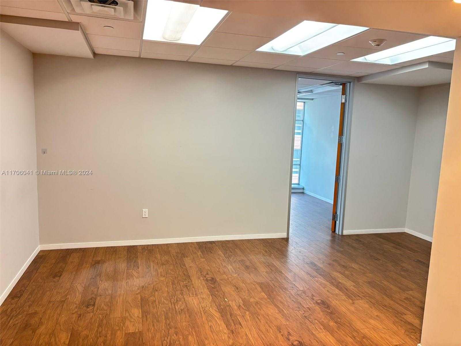 Small Image of 14 NORTH EAST 1ST AVE #700D, Miami Number 7