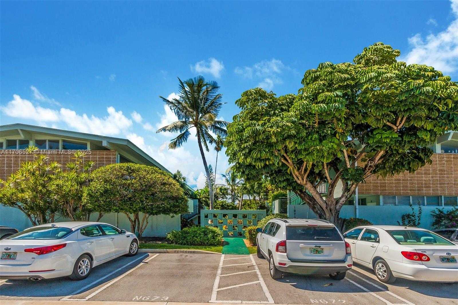Small Image of 1060 98 ST, Bay Harbor Islands Number 16
