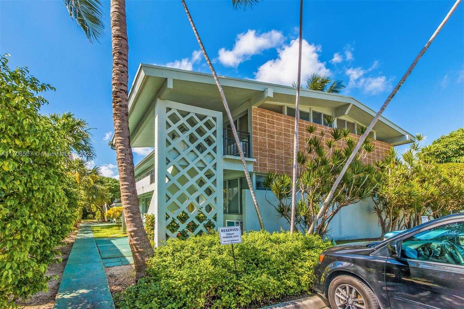 Small Image of 1060 98 ST, Bay Harbor Islands Number 20