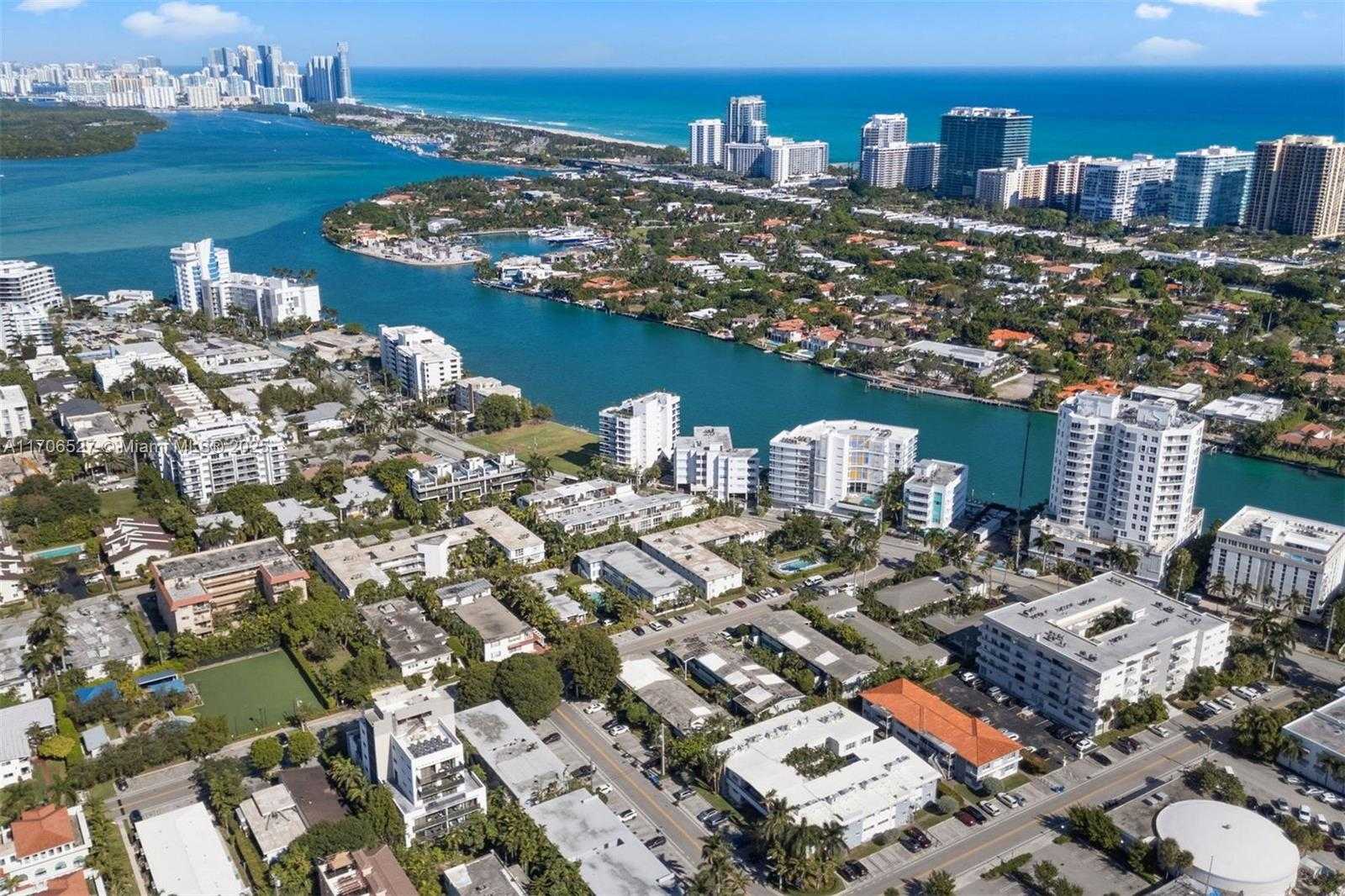 Small Image of 1060 98 ST, Bay Harbor Islands Number 29