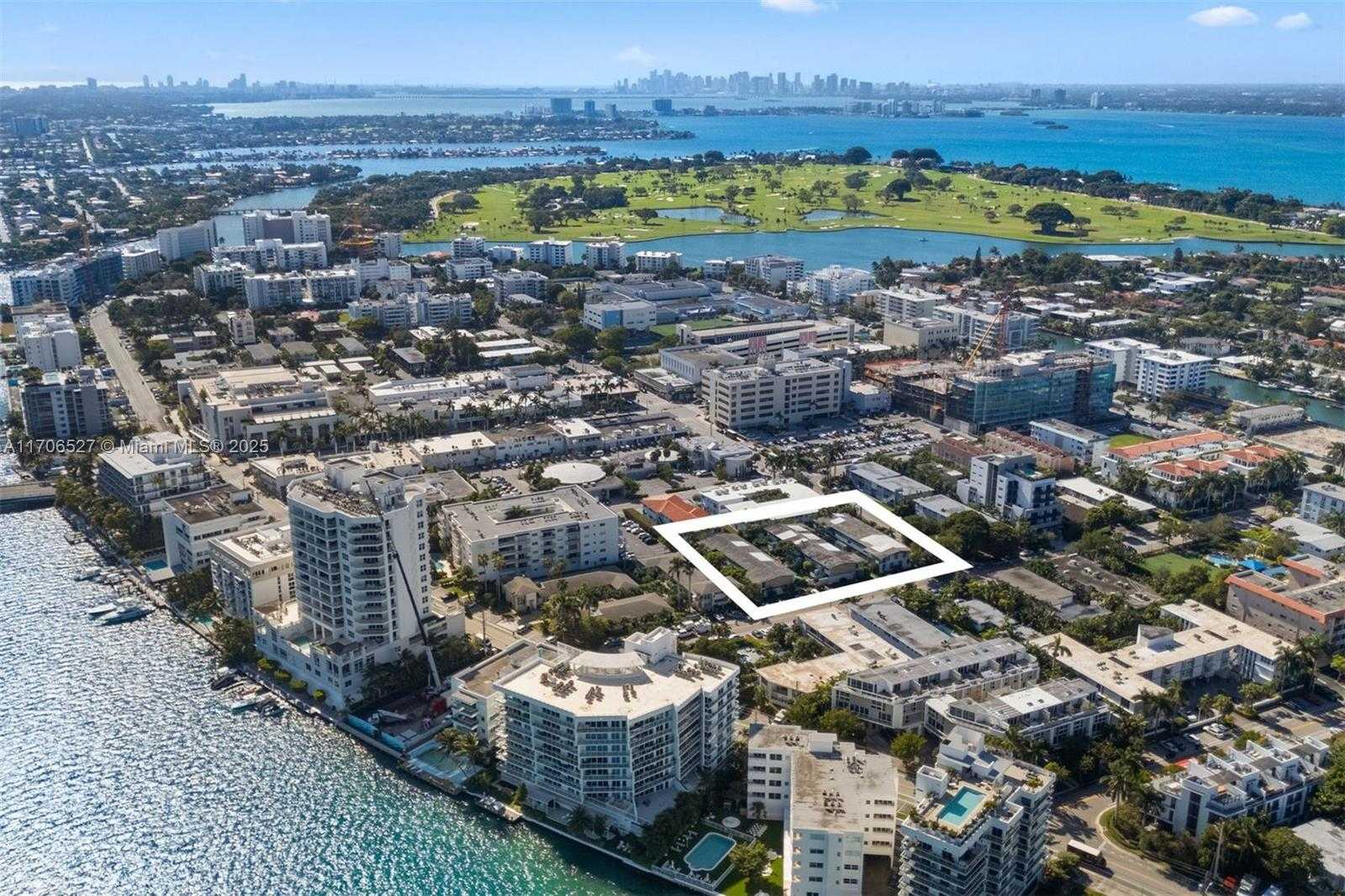 Small Image of 1060 98 ST, Bay Harbor Islands Number 3