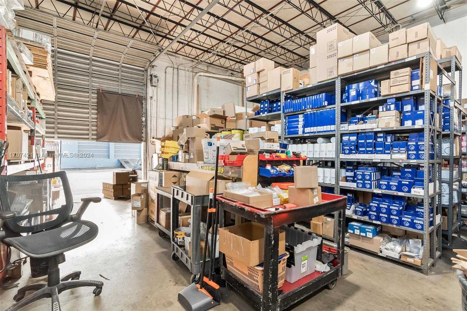 Small Image of 3200 NORTH WEST SOUTH RIVER DR, Miami Number 14