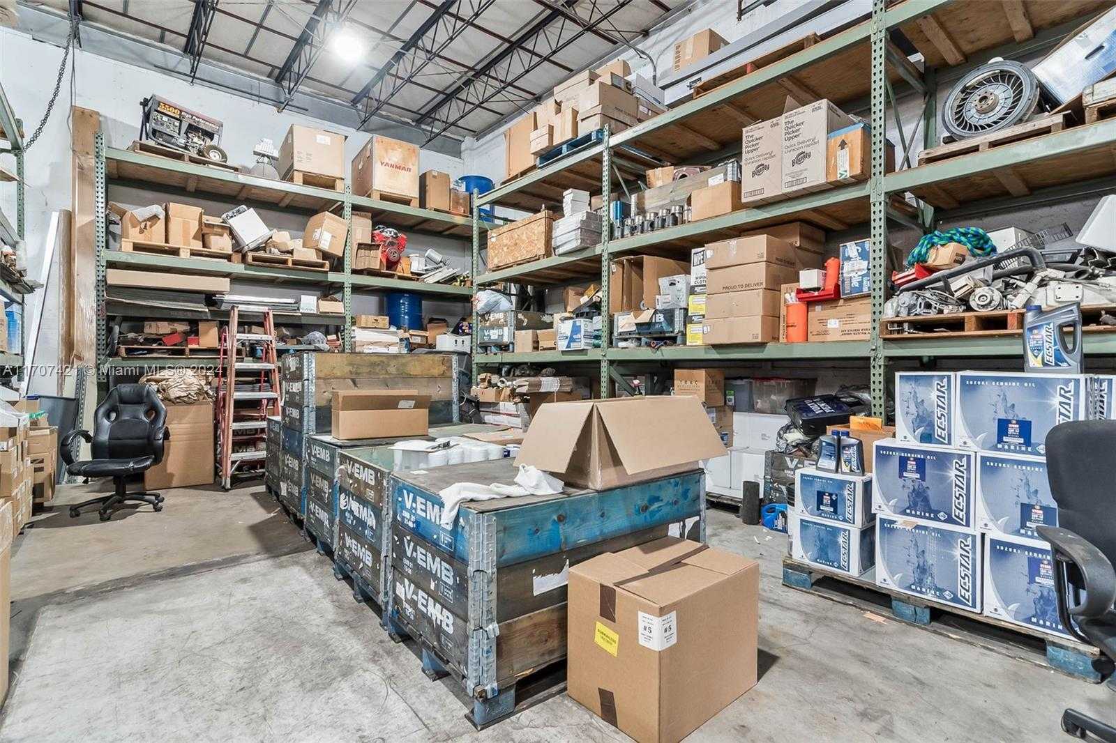 Small Image of 3200 NORTH WEST SOUTH RIVER DR, Miami Number 15