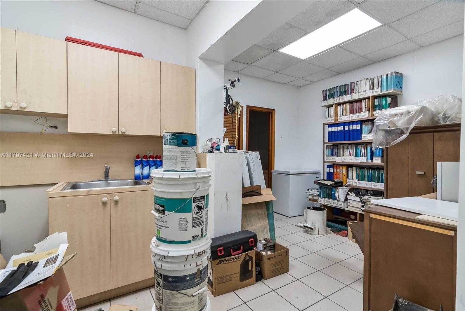 Small Image of 3200 NORTH WEST SOUTH RIVER DR, Miami Number 19